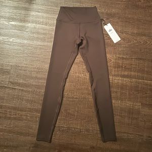 Alo Yoga Women’s High-waist Airlift Legging